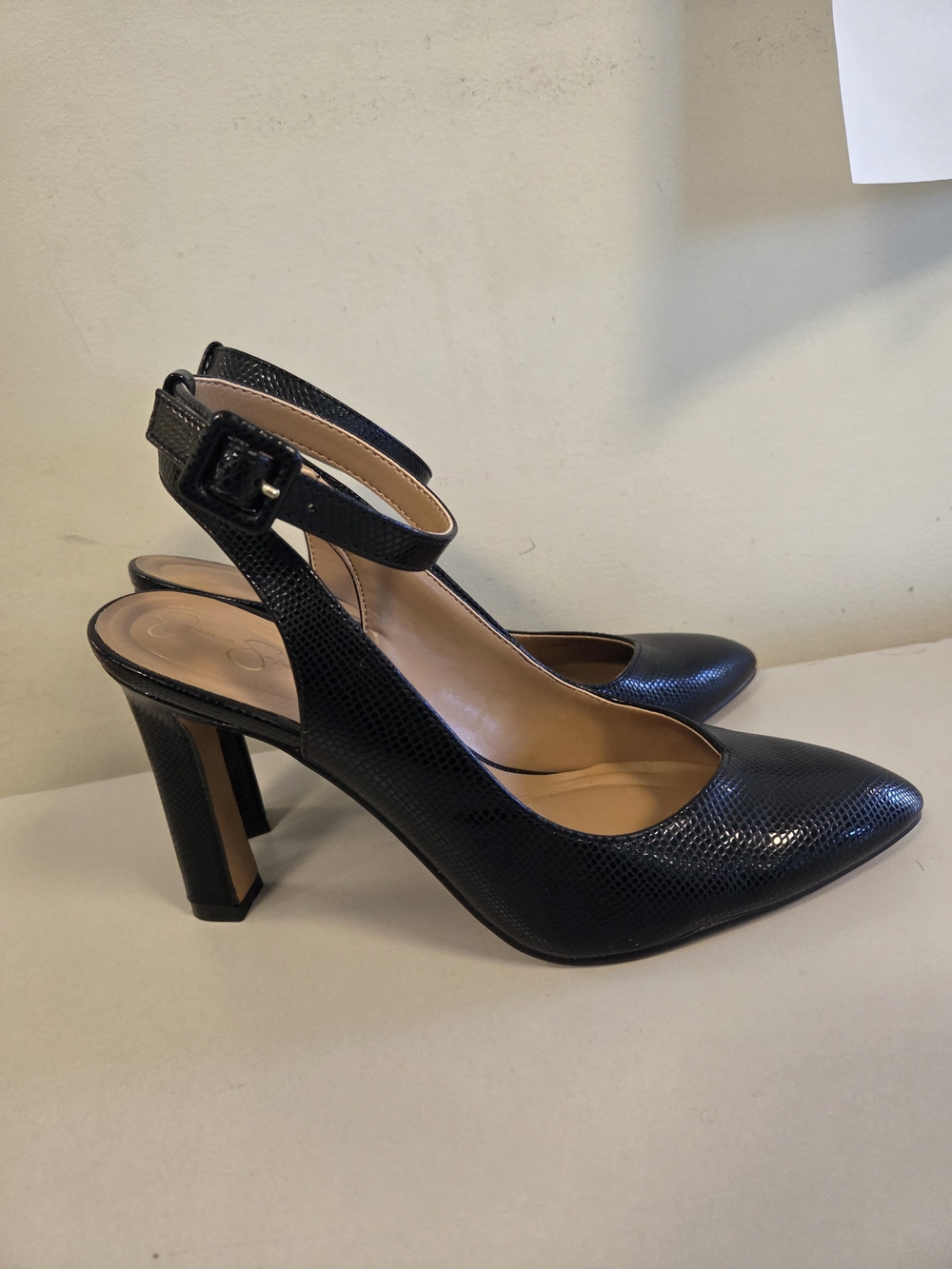 Jessica Simpson Newella Black Pebbled Leather Pointed Ankle-Strap Pumps Shoes